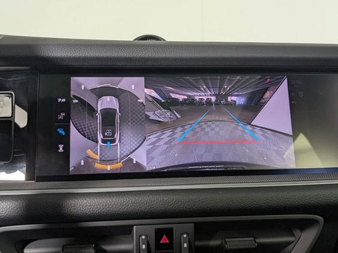 New 2026 Porsche Cayenne Coupe image 32