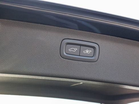 New 2026 Volvo XC90 T8 Ultra w/ Protection Package Premier image 27