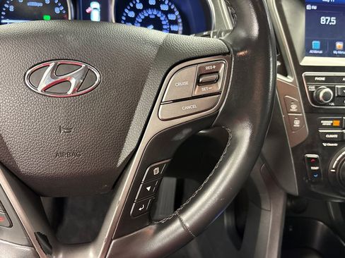 Used 2018 Hyundai Santa Fe Sport 2.0T w/ Cargo Package FWD image 33