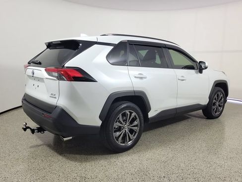 Used 2024 Toyota RAV4 XLE Premium AWD/4WD image 5