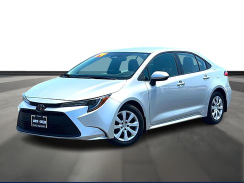 Used 2024 Toyota Corolla LE FWD image 1