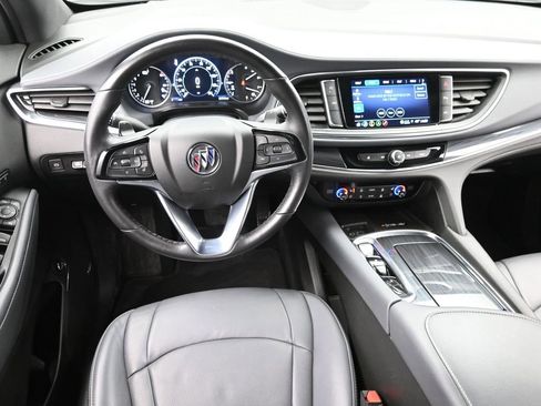 Used 2024 Buick Enclave Premium image 16