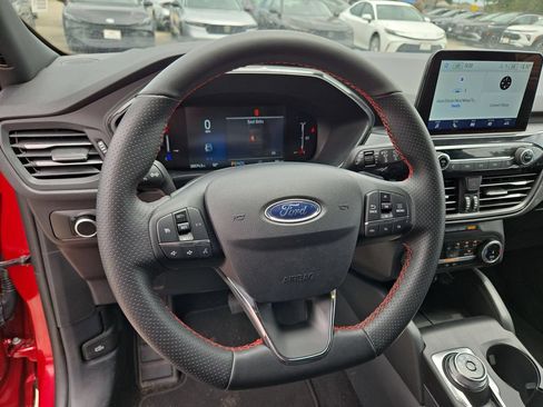 Used 2025 Ford Escape ST-Line AWD/4WD image 22