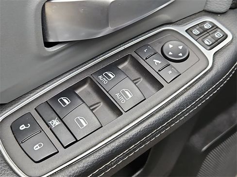 Used 2023 RAM 3500 Big Horn w/ Level 1 Equipment Group image 21