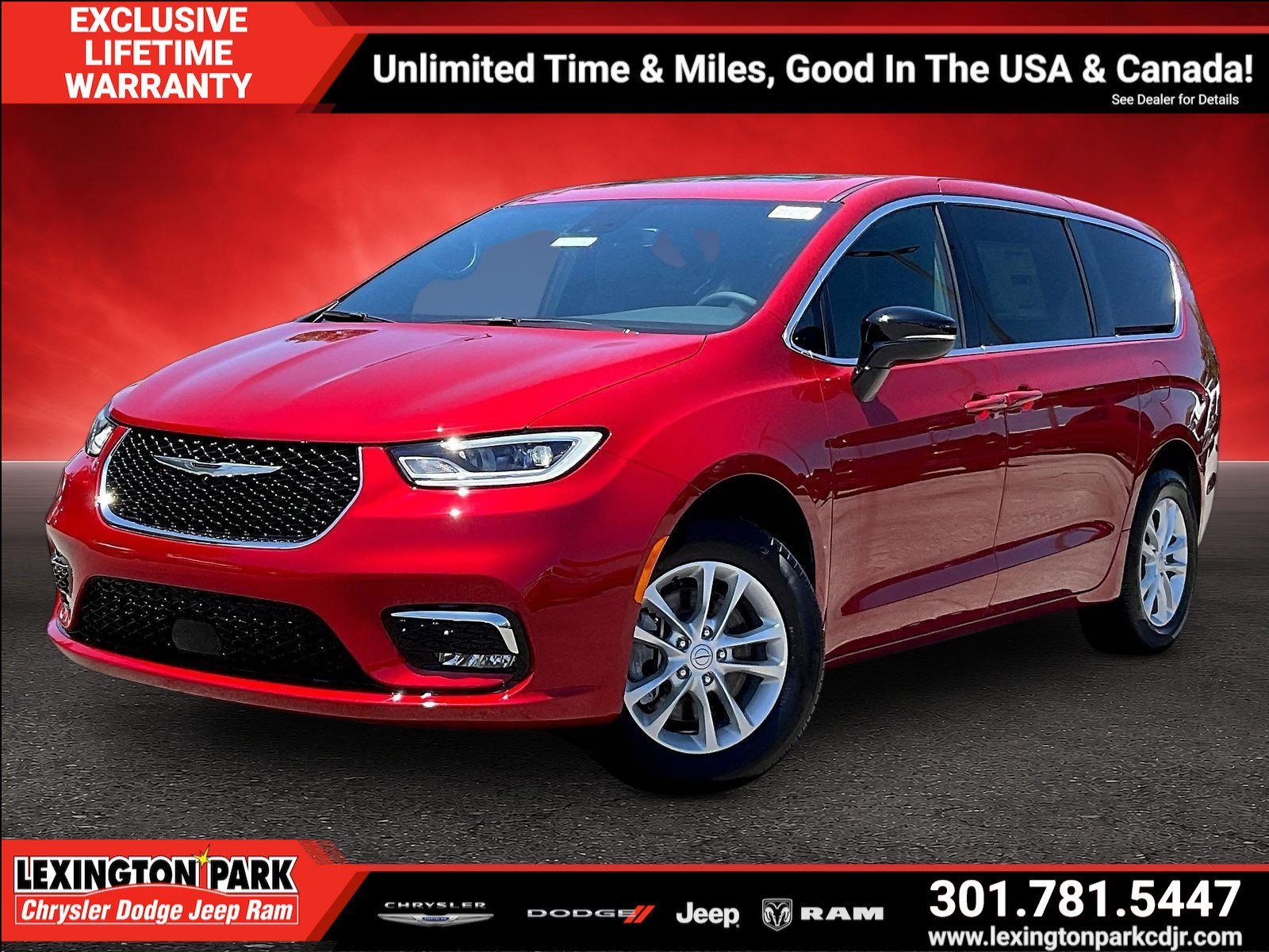 New 2026 Chrysler Pacifica Select AWD/4WD image 2