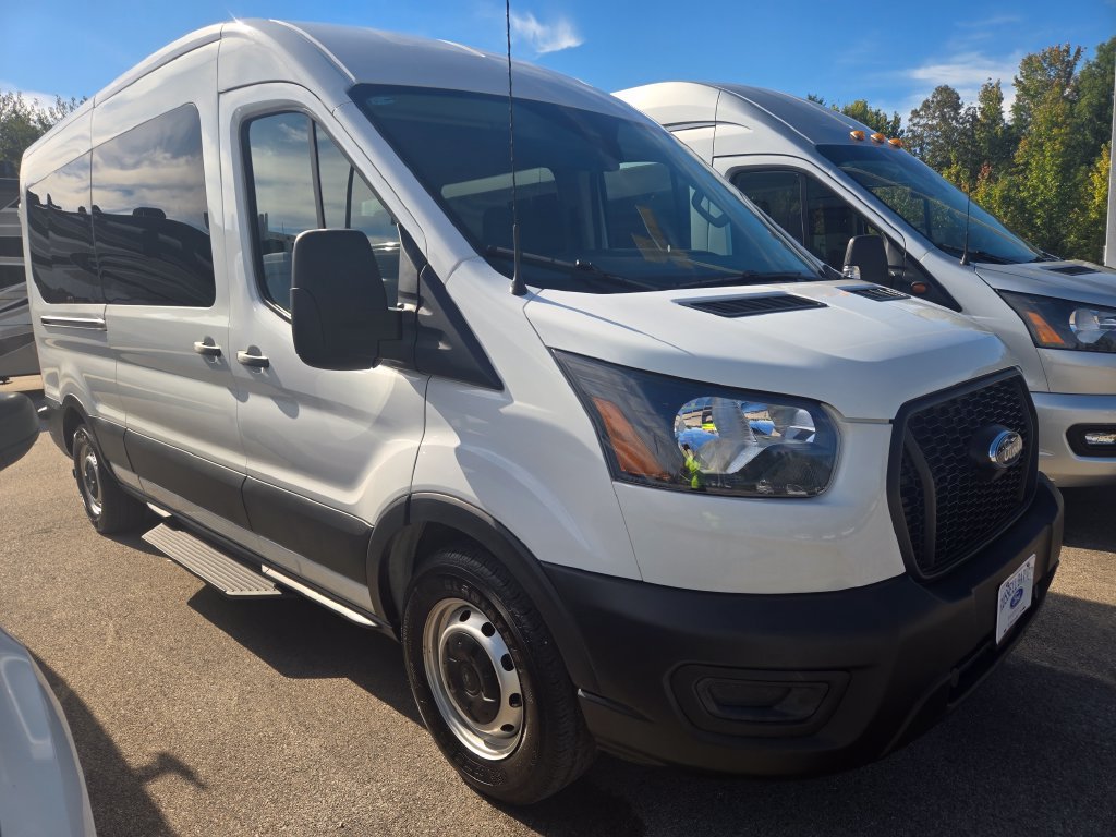 Used 2024 Ford Transit 350 XL RWD image 2