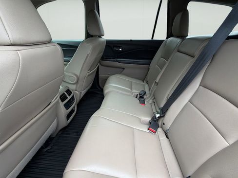 Used 2021 Honda Pilot EX-L image 16