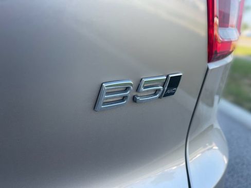 Used 2023 Volvo XC40 B5 Plus w/ Driver Assist Package AWD/4WD image 14