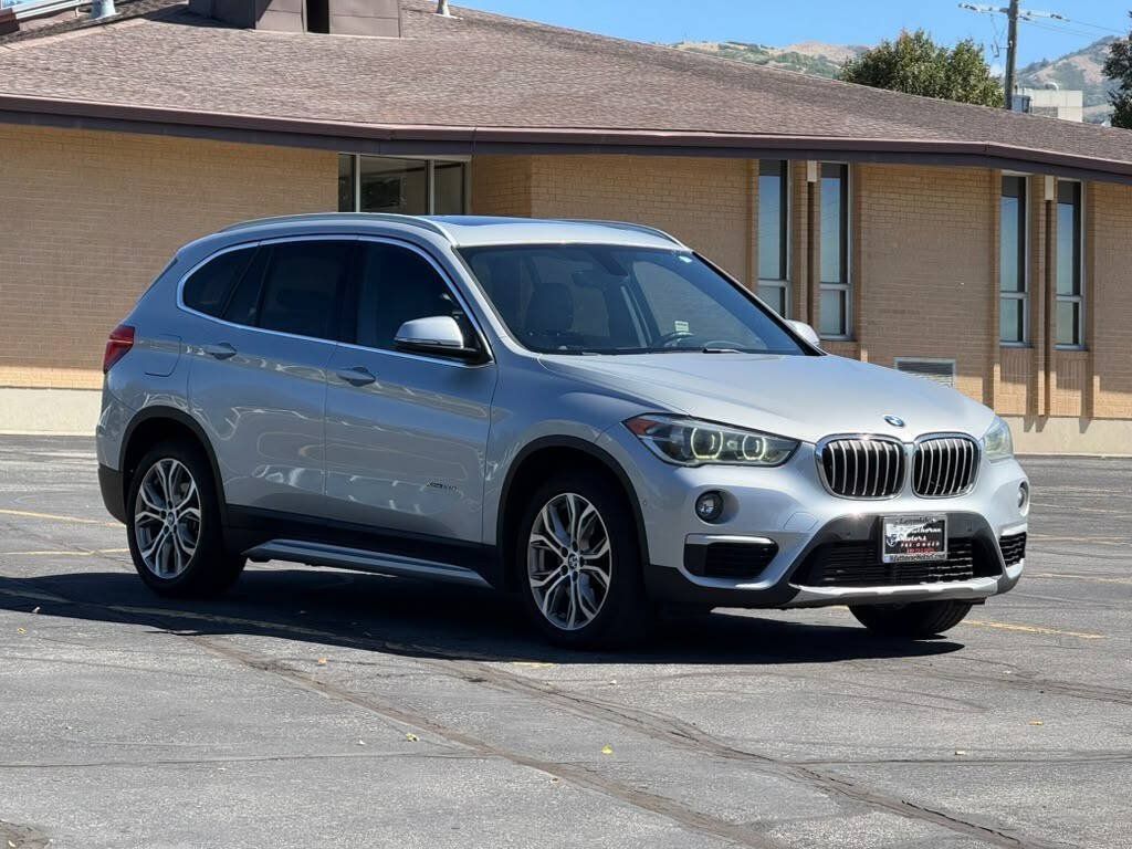 Used 2017 BMW X1 xDrive28i AWD/4WD image 7