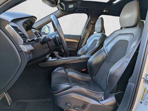 Used 2019 Volvo XC90 T6 R-Design w/ Advanced Package image 14