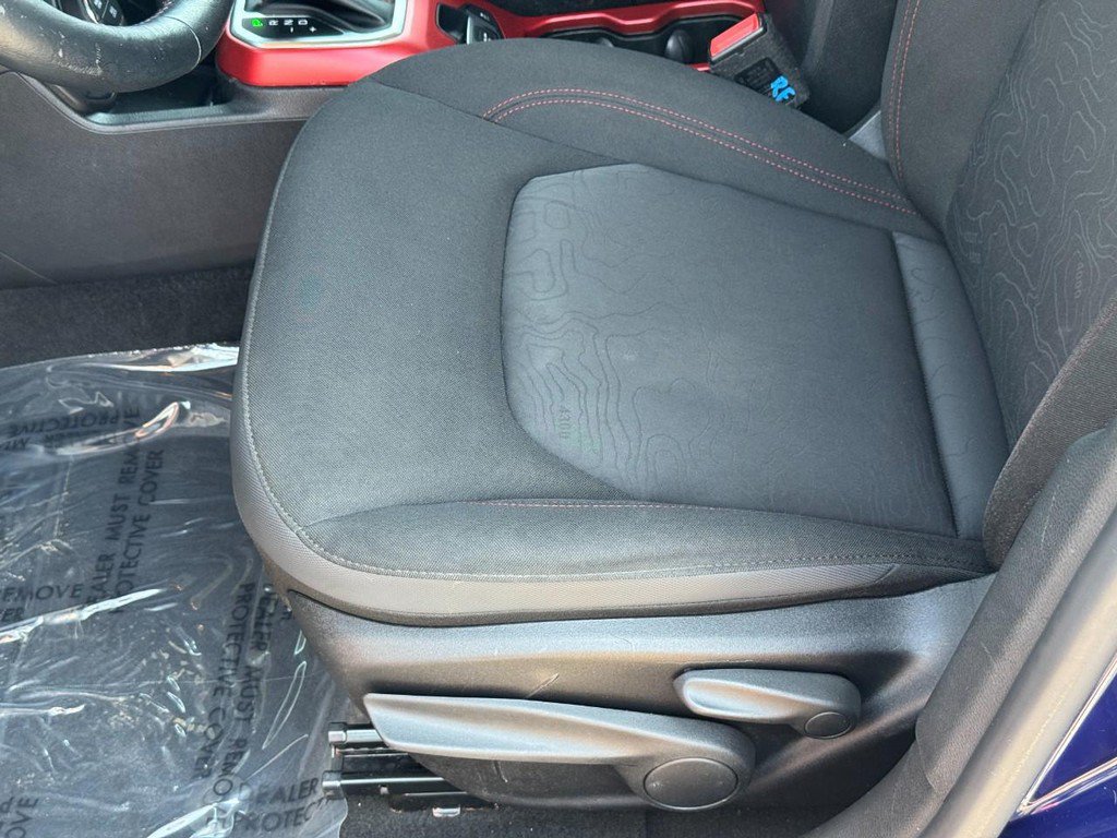 Used 2020 Jeep Renegade Trailhawk w/ Cold Weather Group AWD/4WD image 21