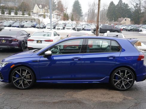 Used 2023 Volkswagen Golf R image 11
