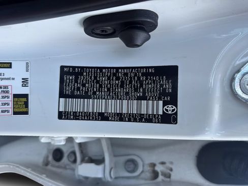 Used 2020 Toyota Corolla LE FWD image 25