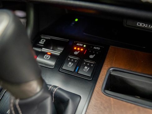 Used 2021 Lexus RX 450hL AWD w/ Premium Package image 24