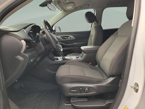 Used 2019 Chevrolet Traverse LT image 21