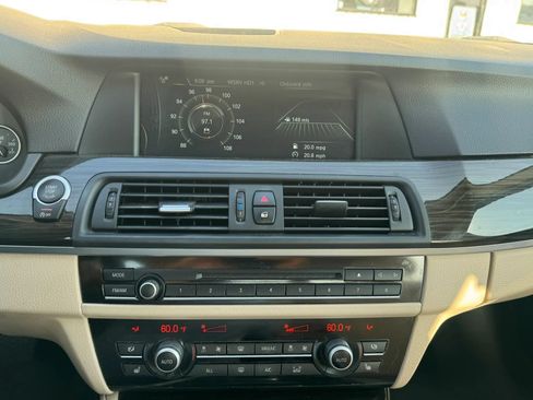 Used 2013 BMW 528i Sedan RWD image 17