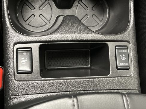 Used 2020 Nissan Rogue Sport SV w/ All-Weather Package AWD/4WD image 21