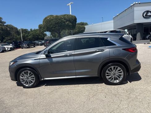 Used 2024 INFINITI QX50 Luxe FWD image 2