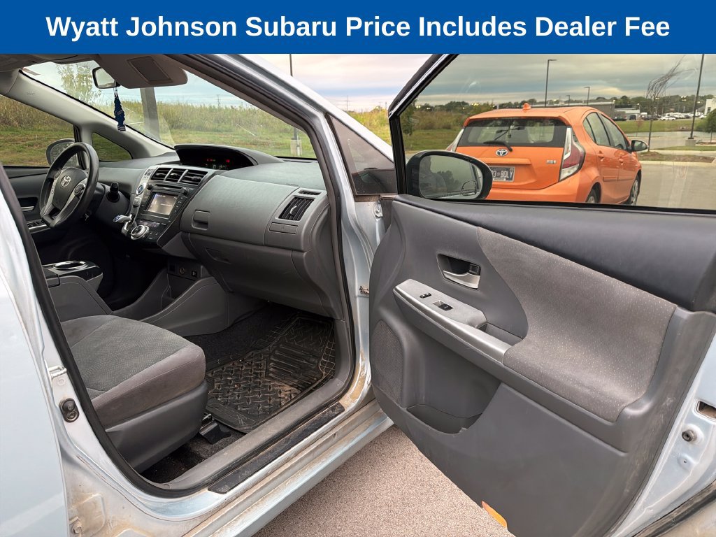 Used 2014 Toyota Prius V Two FWD image 38