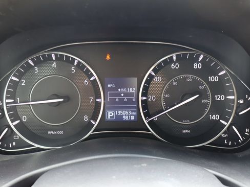 Used 2017 Nissan Armada SV w/ Driver Package RWD image 9