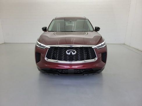 Used 2023 INFINITI QX60 Luxe FWD image 3