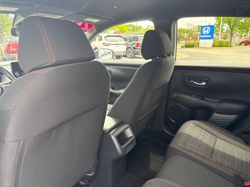 Certified 2025 Honda HR-V Sport image 20