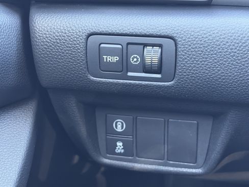 Used 2018 Honda Accord EX-L image 26