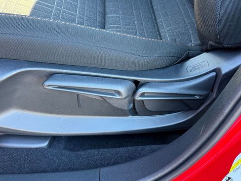 Certified 2026 Honda HR-V Sport image 30