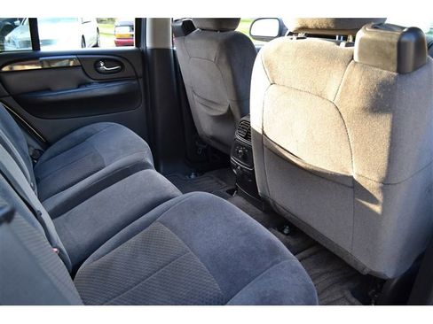 Used 2007 GMC Envoy SLE image 26