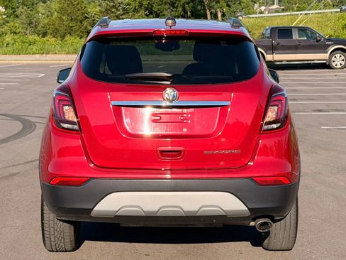 Used 2019 Buick Encore Essence FWD image 4