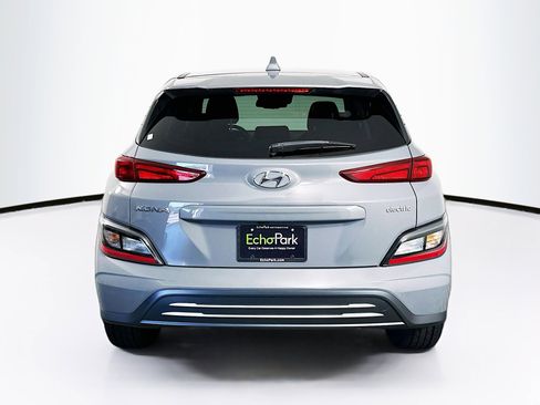 Used 2023 Hyundai Kona SE image 7