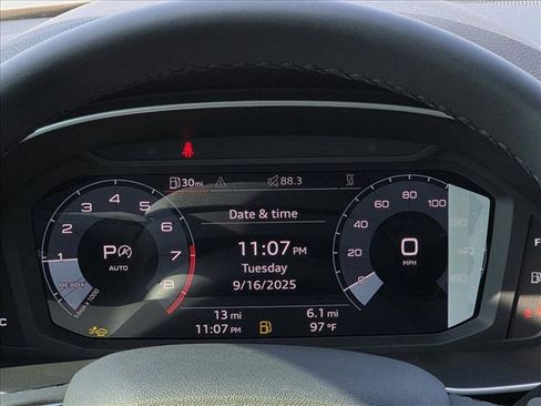 New 2025 Audi Q3 2.0T Premium image 21