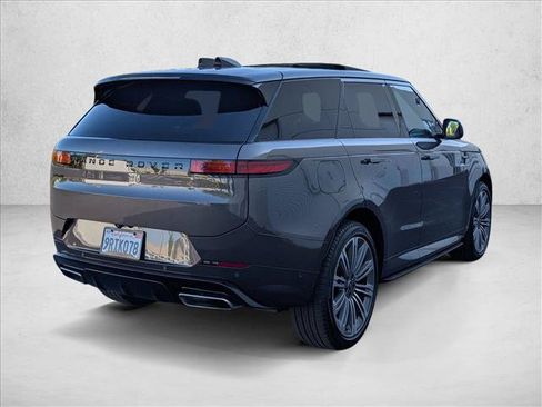 Used 2024 Land Rover Range Rover Sport SE AWD/4WD image 7