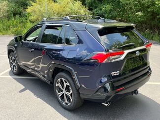 Used 2024 Toyota RAV4 XSE w/ Weather Package AWD/4WD video 3