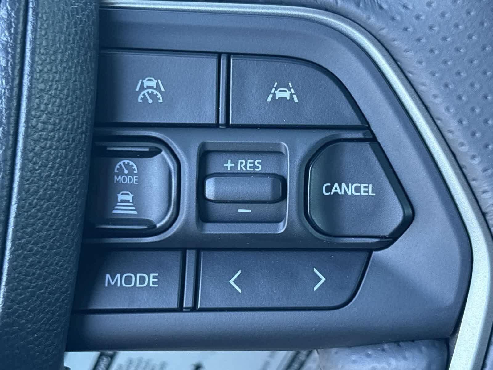 Used 2025 Toyota 4Runner TRD Off-Road AWD/4WD image 29