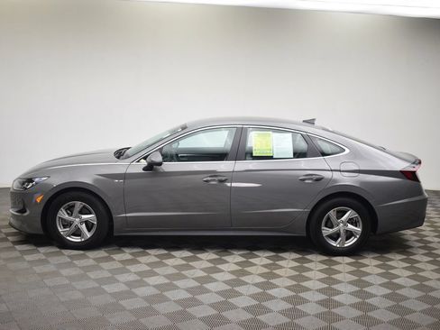 Used 2023 Hyundai Sonata SE w/ Cargo Package FWD image 13