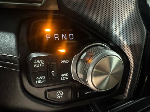 Used 2021 RAM 1500 Limited w/ Advanced Safety Group AWD/4WD image 38