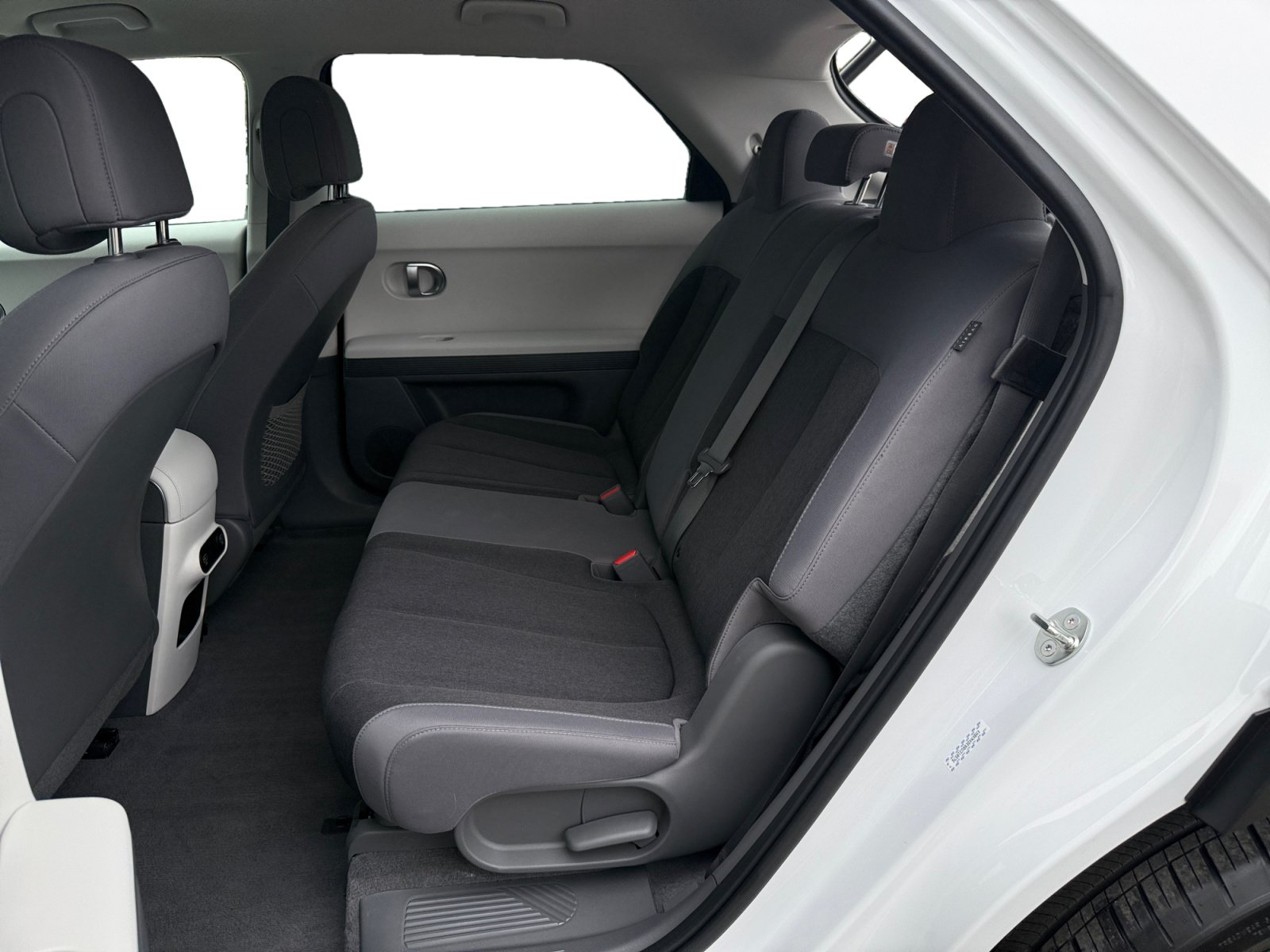 Certified 2024 Hyundai Ioniq 5 SEL RWD image 16
