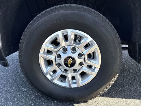 Used 2025 Chevrolet Silverado 2500 W/T w/ WT/CX Safety Package image 31