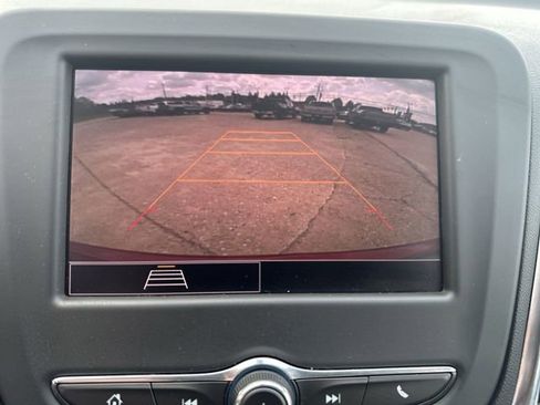 Used 2024 Chevrolet Equinox LT AWD/4WD image 17