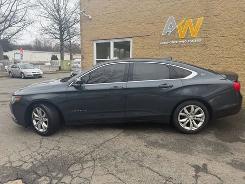 Used 2018 Chevrolet Impala LT image 2