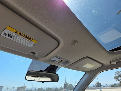 New 2025 Hyundai Venue SEL image 32