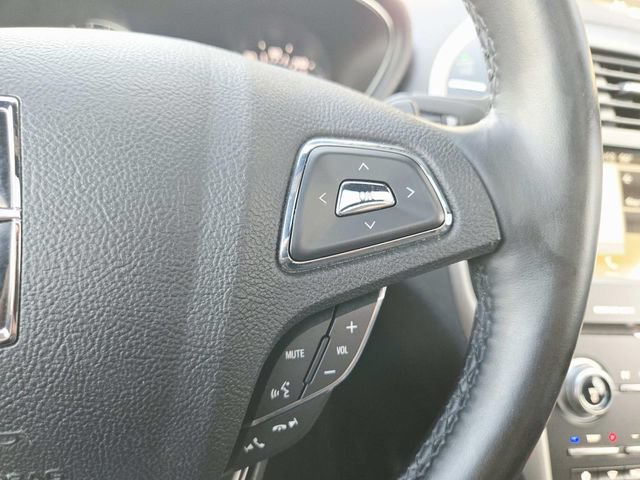 Used 2018 Lincoln MKC Reserve FWD image 18