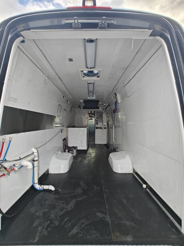 Used 2019 Mercedes-Benz Sprinter 170 image 35