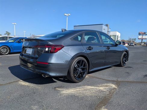 Used 2026 Honda Civic Sport image 5