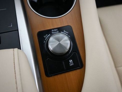 Certified 2022 Lexus RX 350 FWD w/ Premium Package image 19