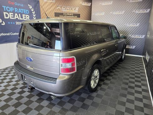 Used 2014 Ford Flex SE FWD image 16