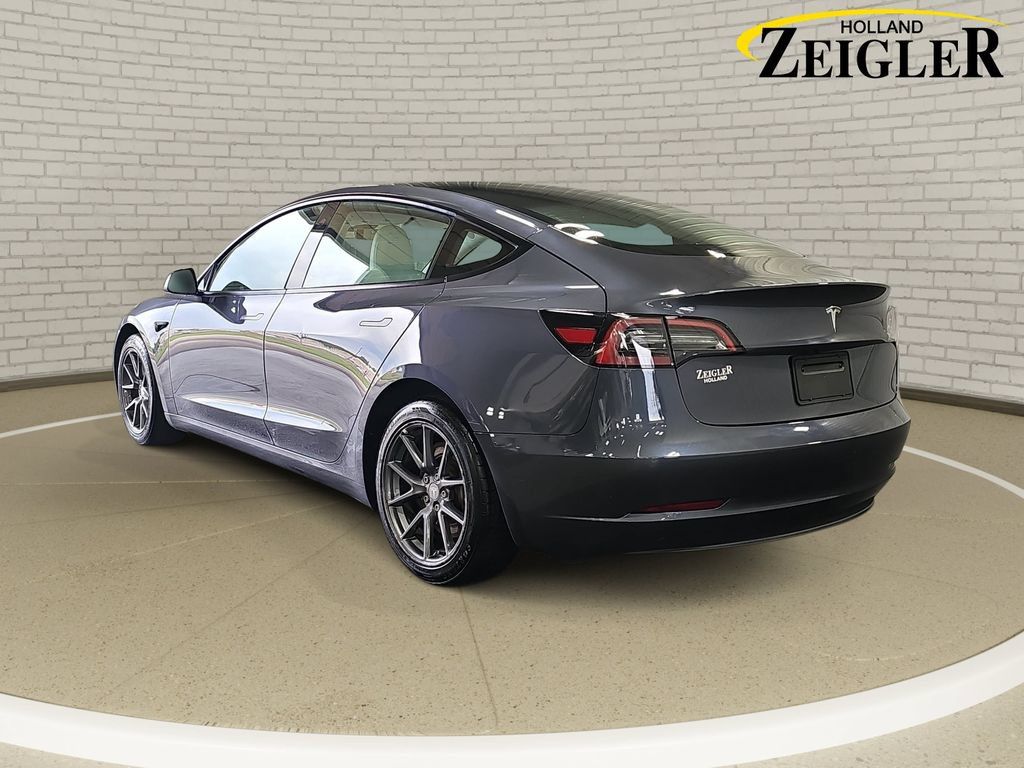 Used 2023 Tesla Model 3 Standard Range RWD image 7