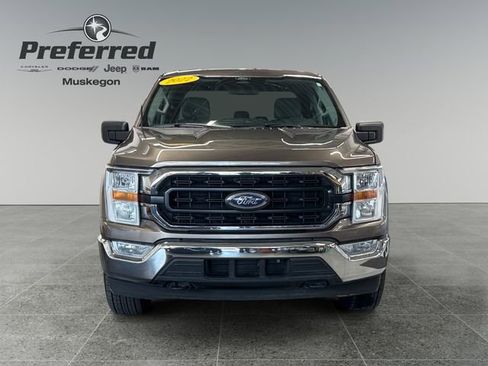 Used 2022 Ford F150 XLT AWD/4WD image 4