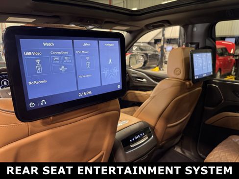 Used 2021 Cadillac Escalade ESV Premium Luxury w/ Driver Assist Tech Package image 16